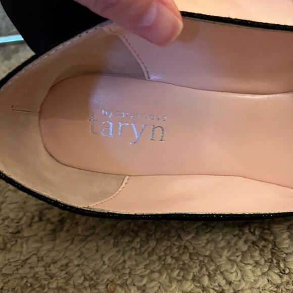 EUC Taryn by Taryn Rose Kerrin Black Shimmer Wedge Heels Shoes Size 8 M - Picture 7 of 8